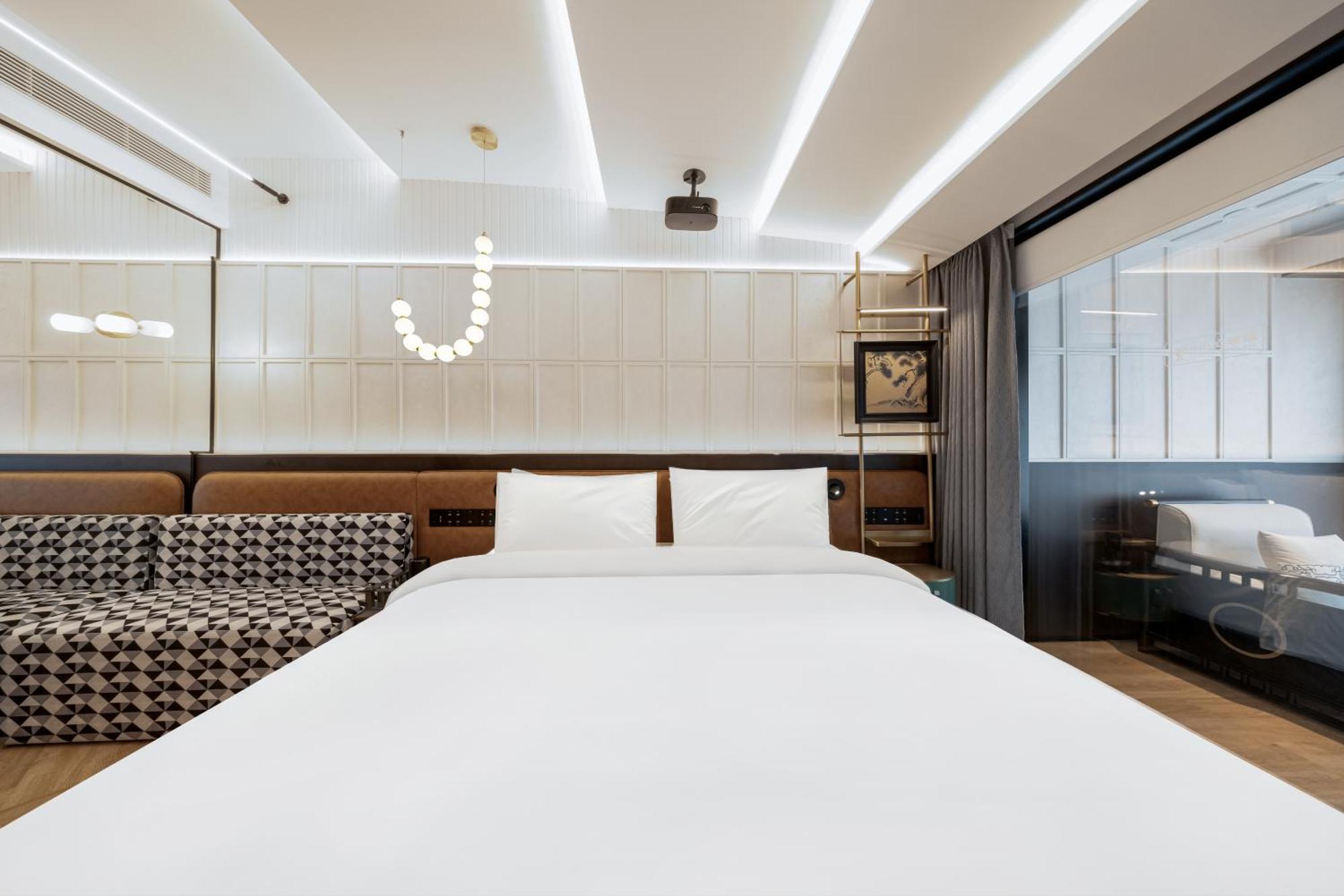 Beijing Tangfu Sanlitun Boutique Hotel---Breakfast, Restaurant And Bar, Close To Tian'Anmen Square Forbidden City Temple Of Heaven, Laundry, Gym, Robot, Ticket Service, Located In City Center Subway Line 2, One Station To Airport Express Bagian luar foto